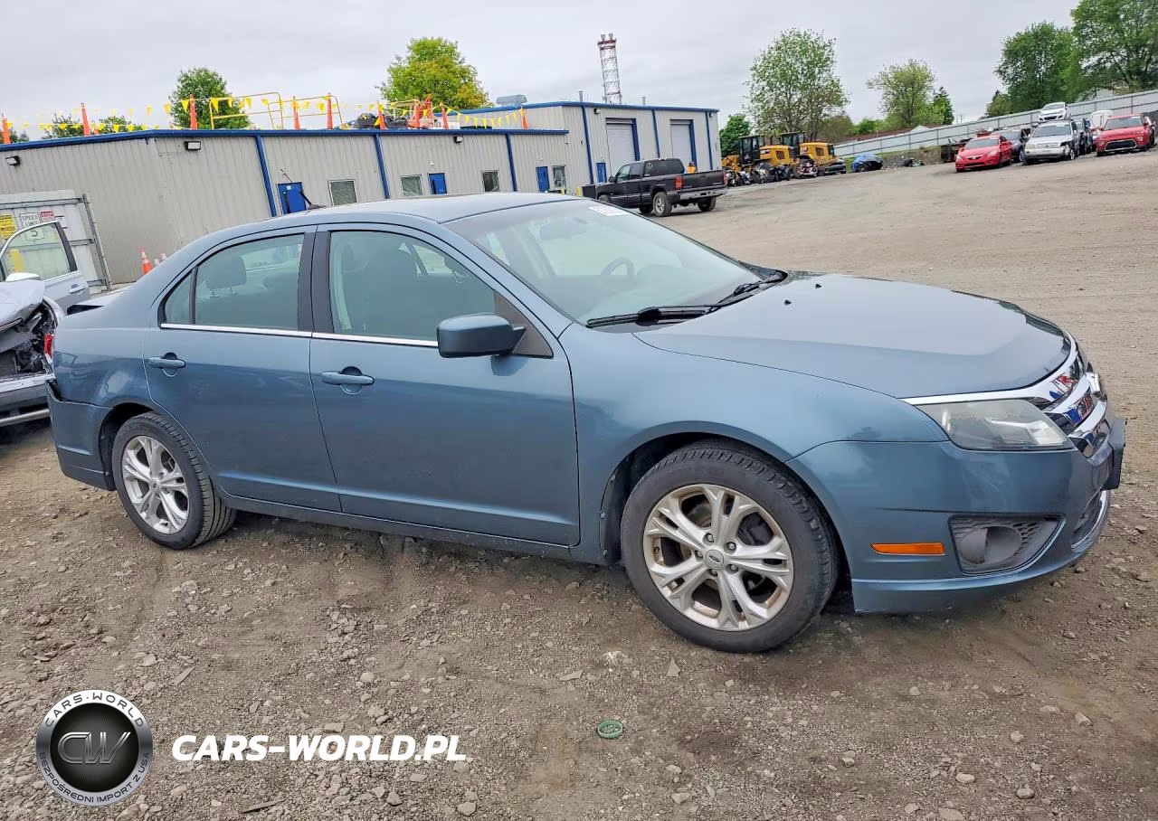 2012 Ford Fusion Se VIN:3FAHP0HG7CR353488 - 4