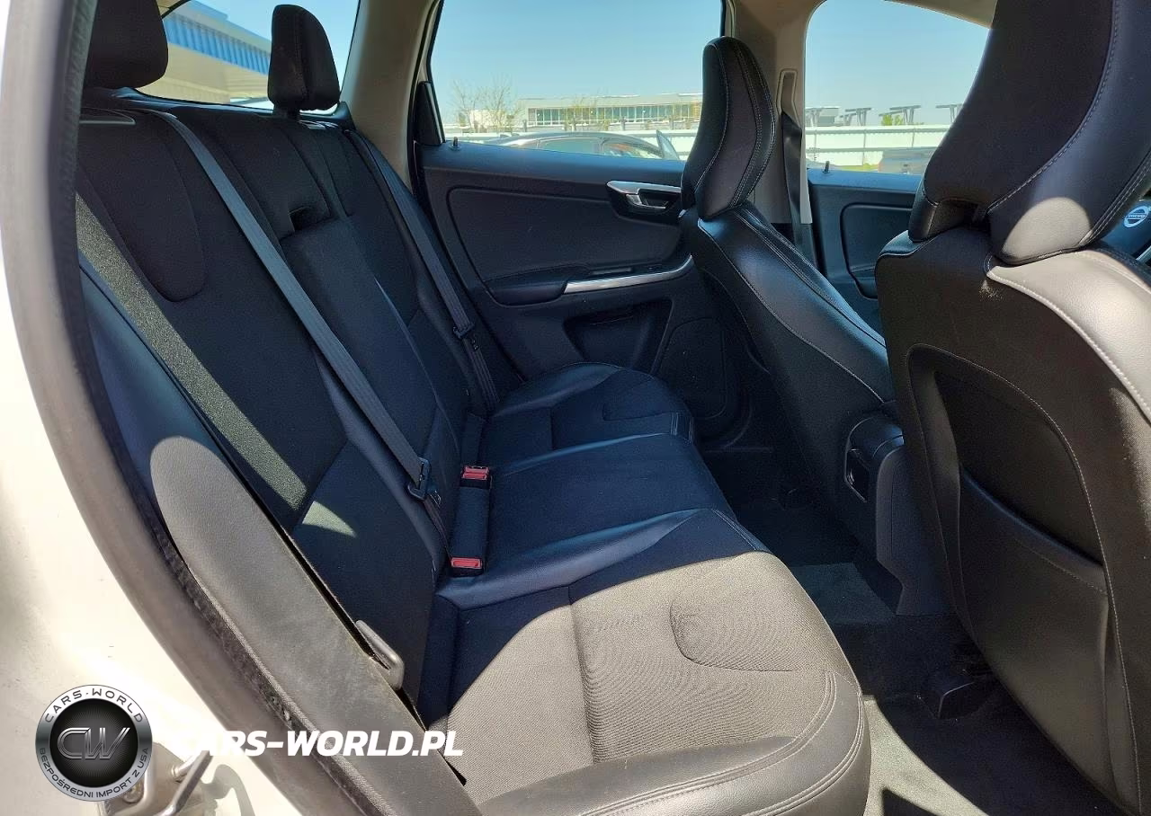 2016 Volvo Xc60 T5 VIN:YV440MDJXG2814924 - 11