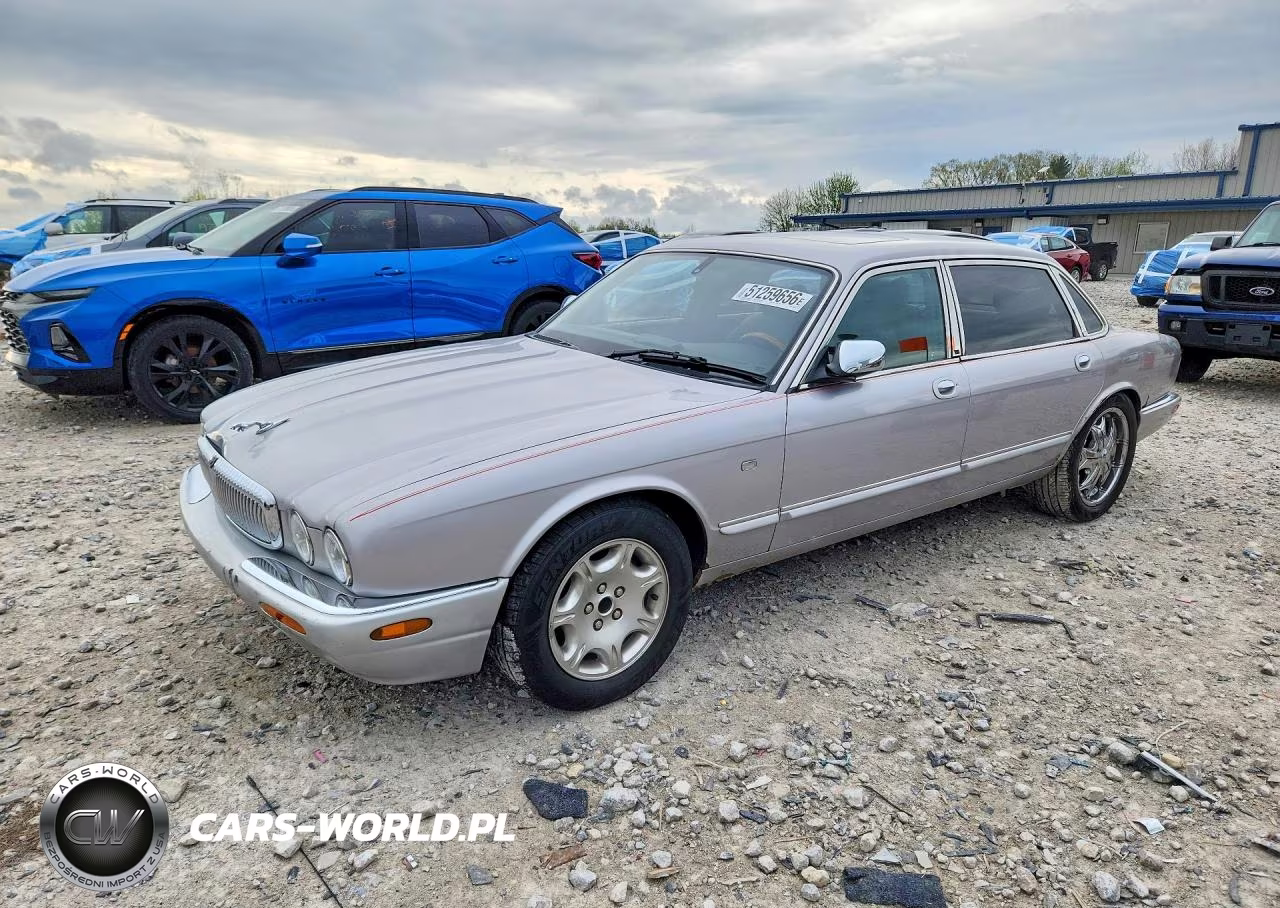 2002 Jaguar Vandenplas