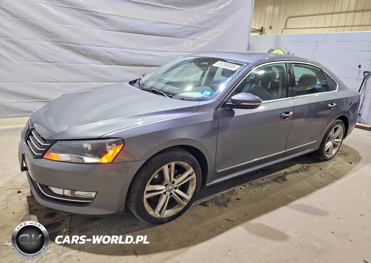 2012 Volkswagen Passat Sel