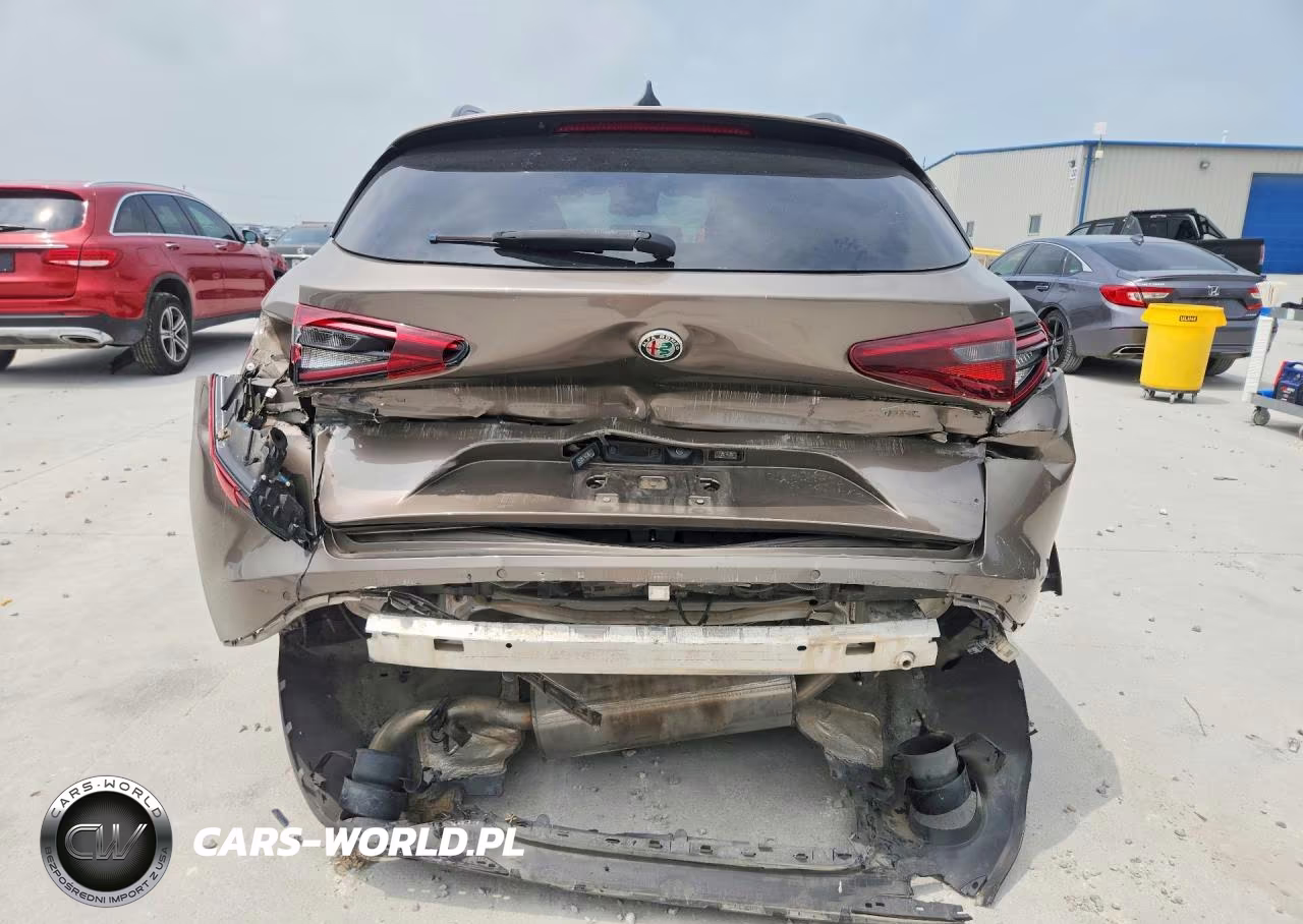 2019 Alfa Romeo Stelvio Ti VIN:ZASPAKBN9K7C43629 - 6