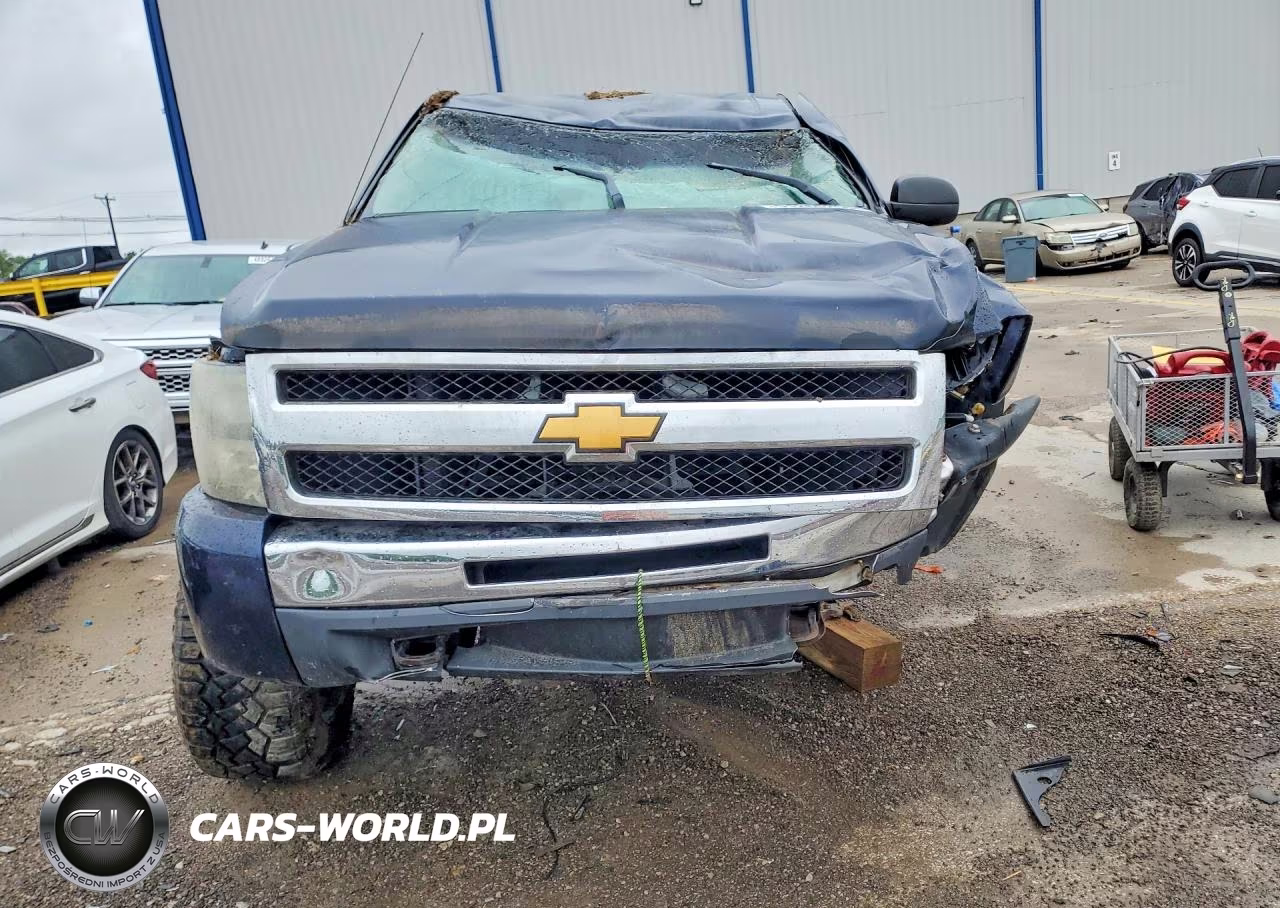 2011 Chevrolet Silverado K1500 VIN:1GCNKPEA8BZ175430 - 5