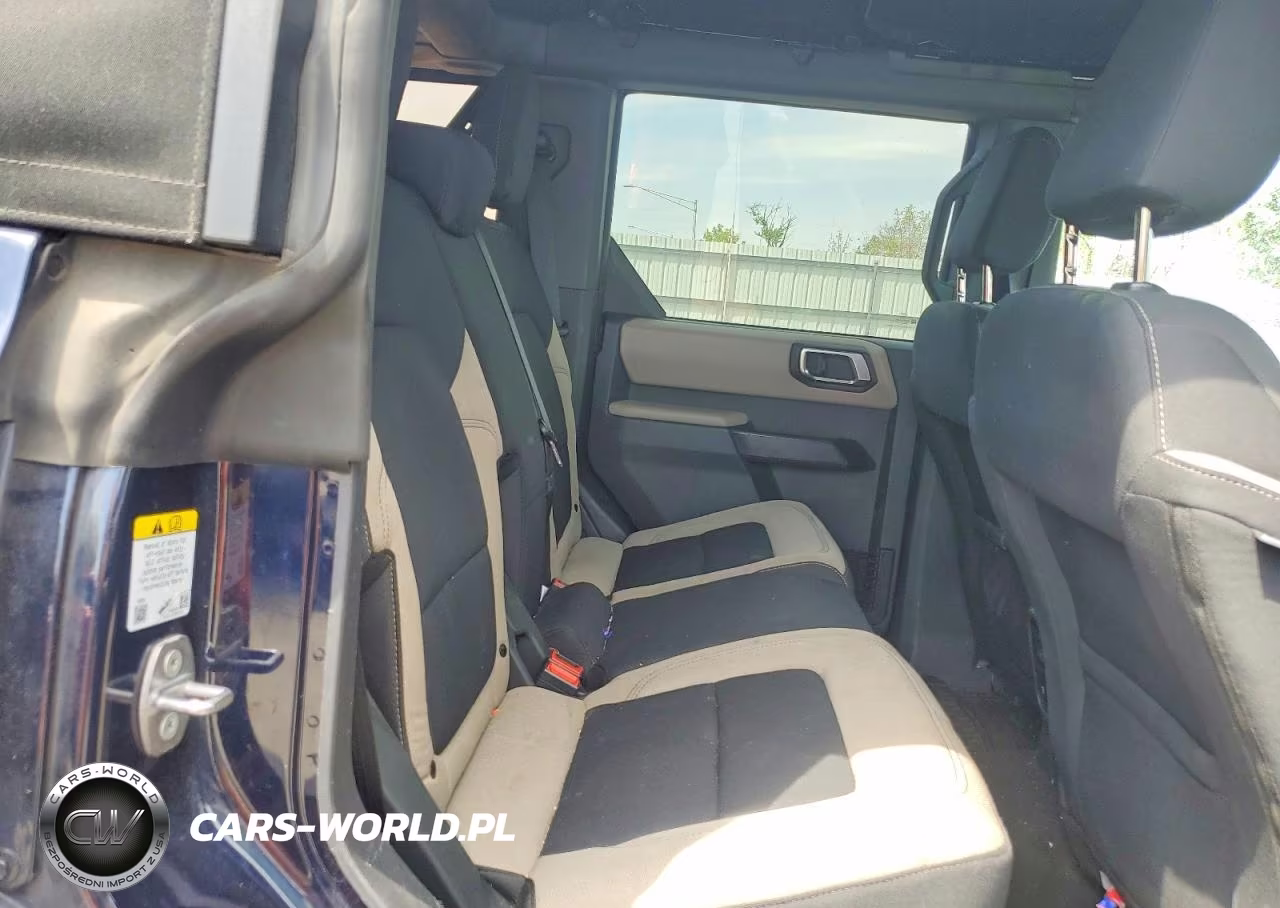 2021 Ford Bronco Base VIN:1FMDE5BH6MLA90841 - 11