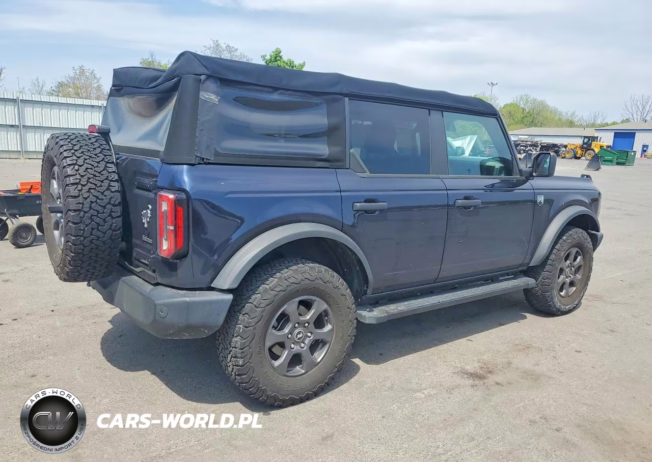 2021 Ford Bronco Base VIN:1FMDE5BH6MLA90841 - 3