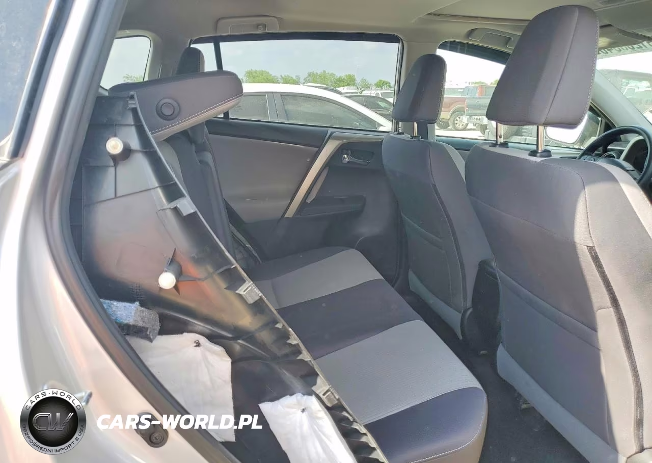 2015 Toyota Rav4 Xle VIN:2T3RFREV8FW358126 - 10