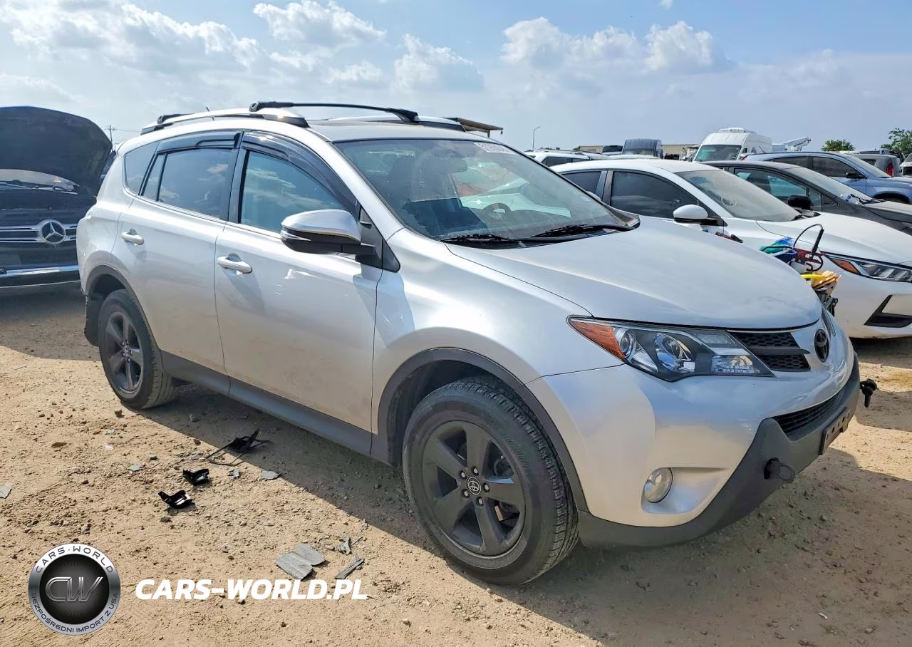2015 Toyota Rav4 Xle VIN:2T3RFREV8FW358126 - 4