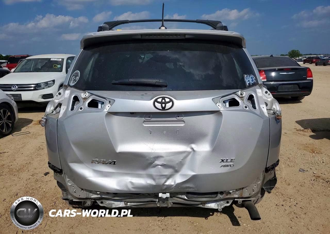 2015 Toyota Rav4 Xle VIN:2T3RFREV8FW358126 - 6