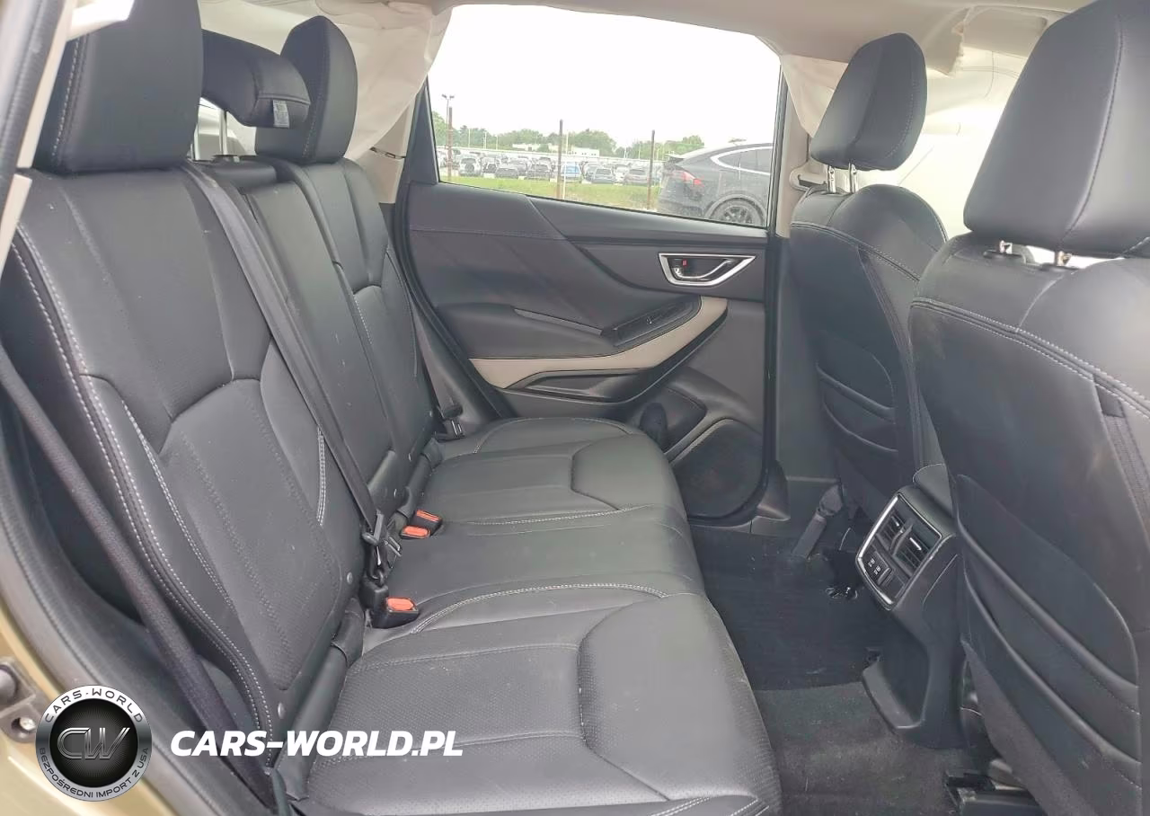 2024 Subaru Forester Limited VIN:JF2SKALCXRH468431 - 11