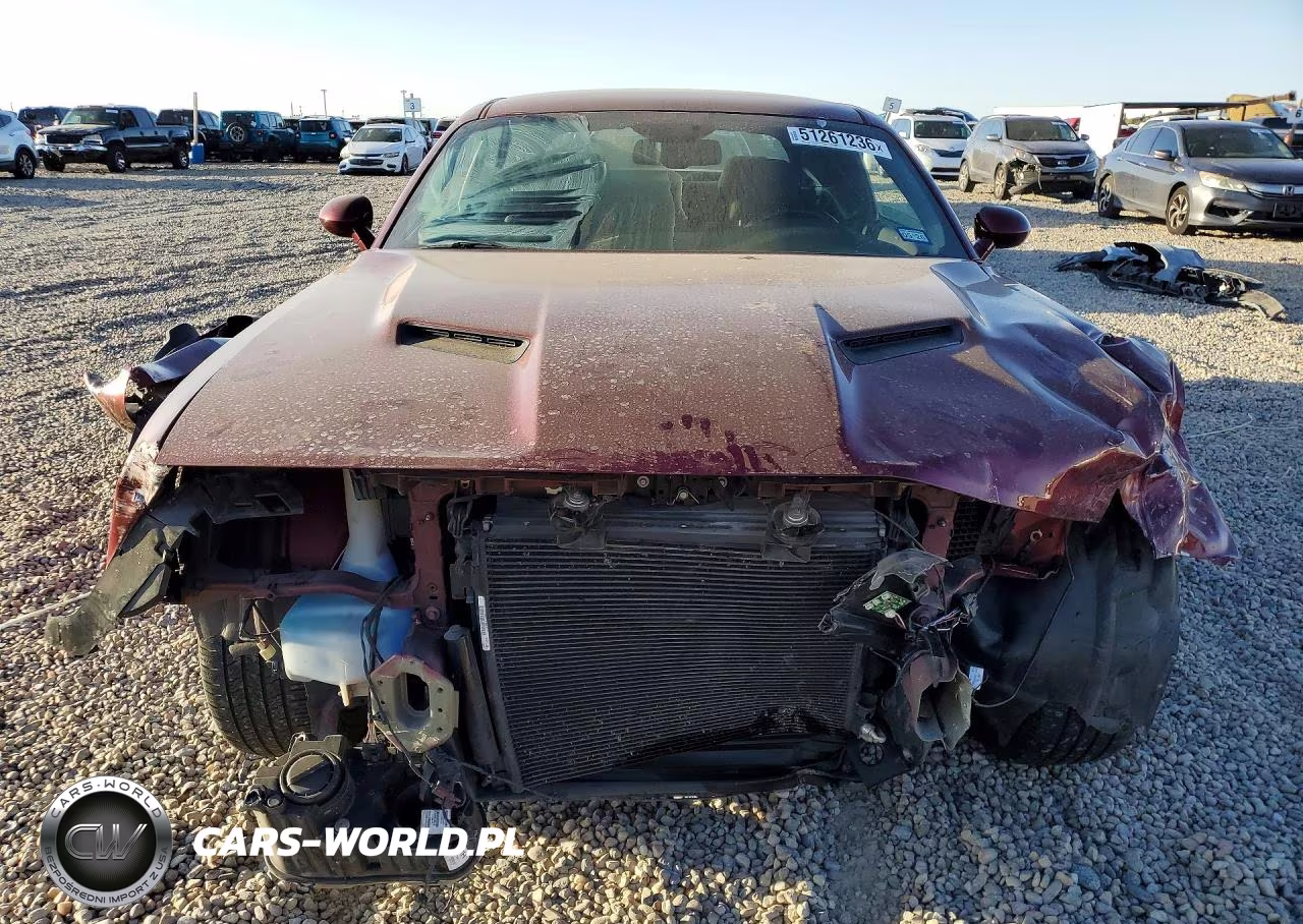 2019 Dodge Challenger Sxt VIN:2C3CDZAG7KH663179 - 5