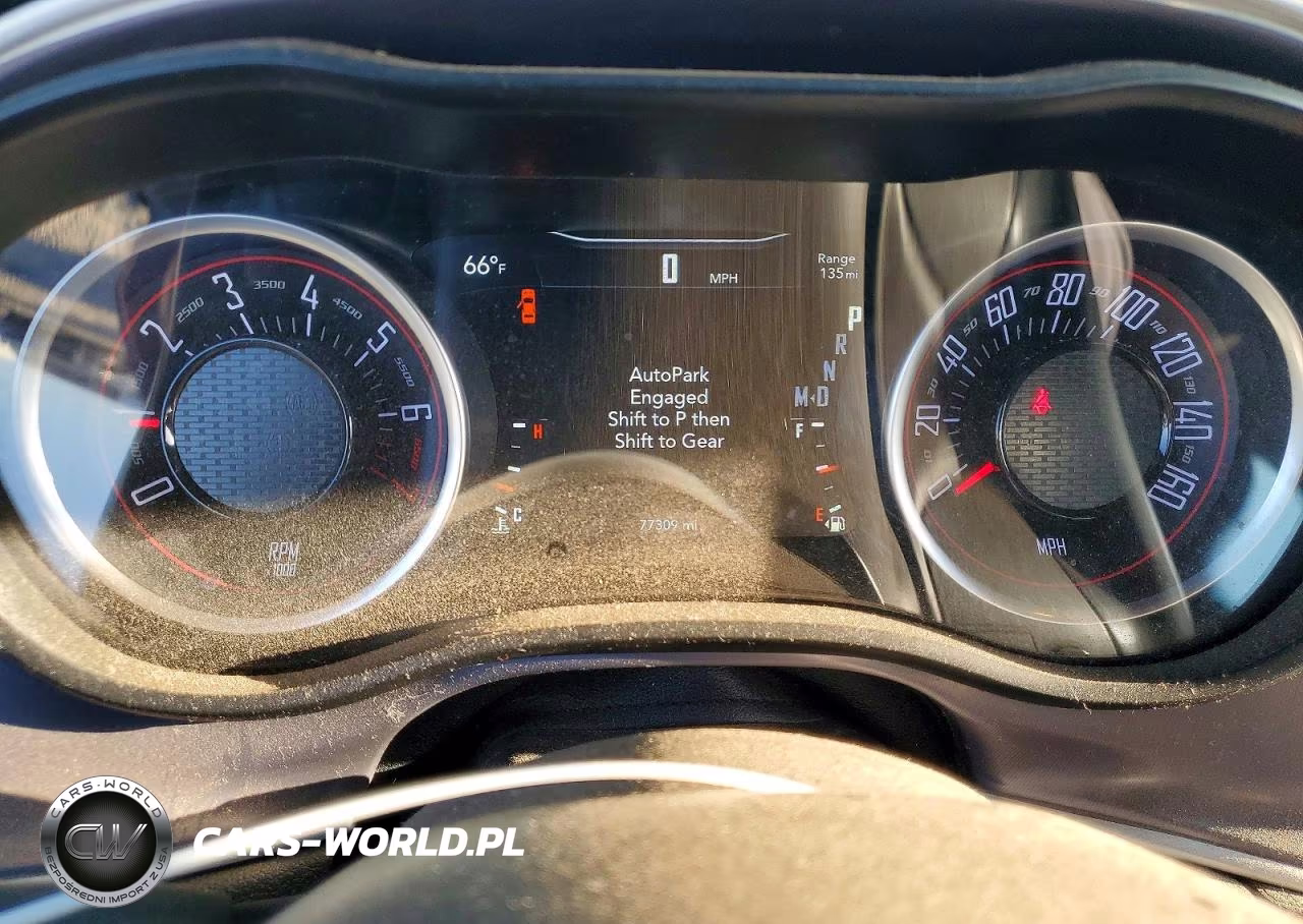 2019 Dodge Challenger Sxt VIN:2C3CDZAG7KH663179 - 9