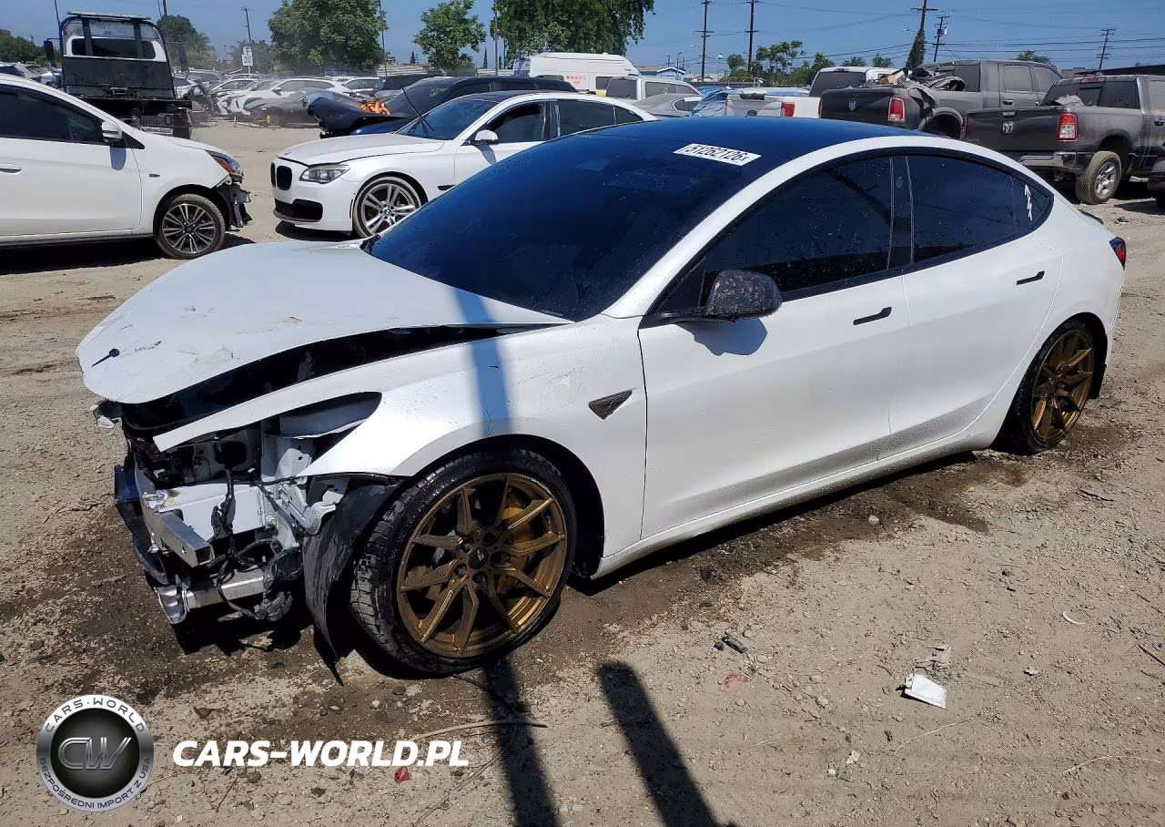 2022 Tesla Model 3 – zdjęcie 1 z 13