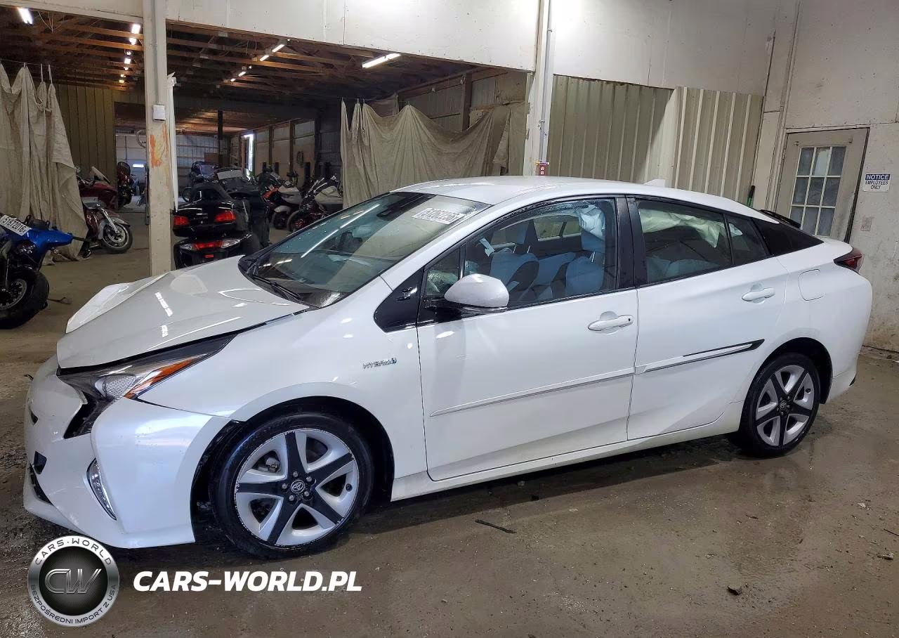 2017 Toyota Prius Four Touring