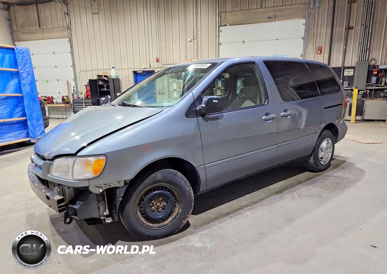2000 Toyota Sienna Ce