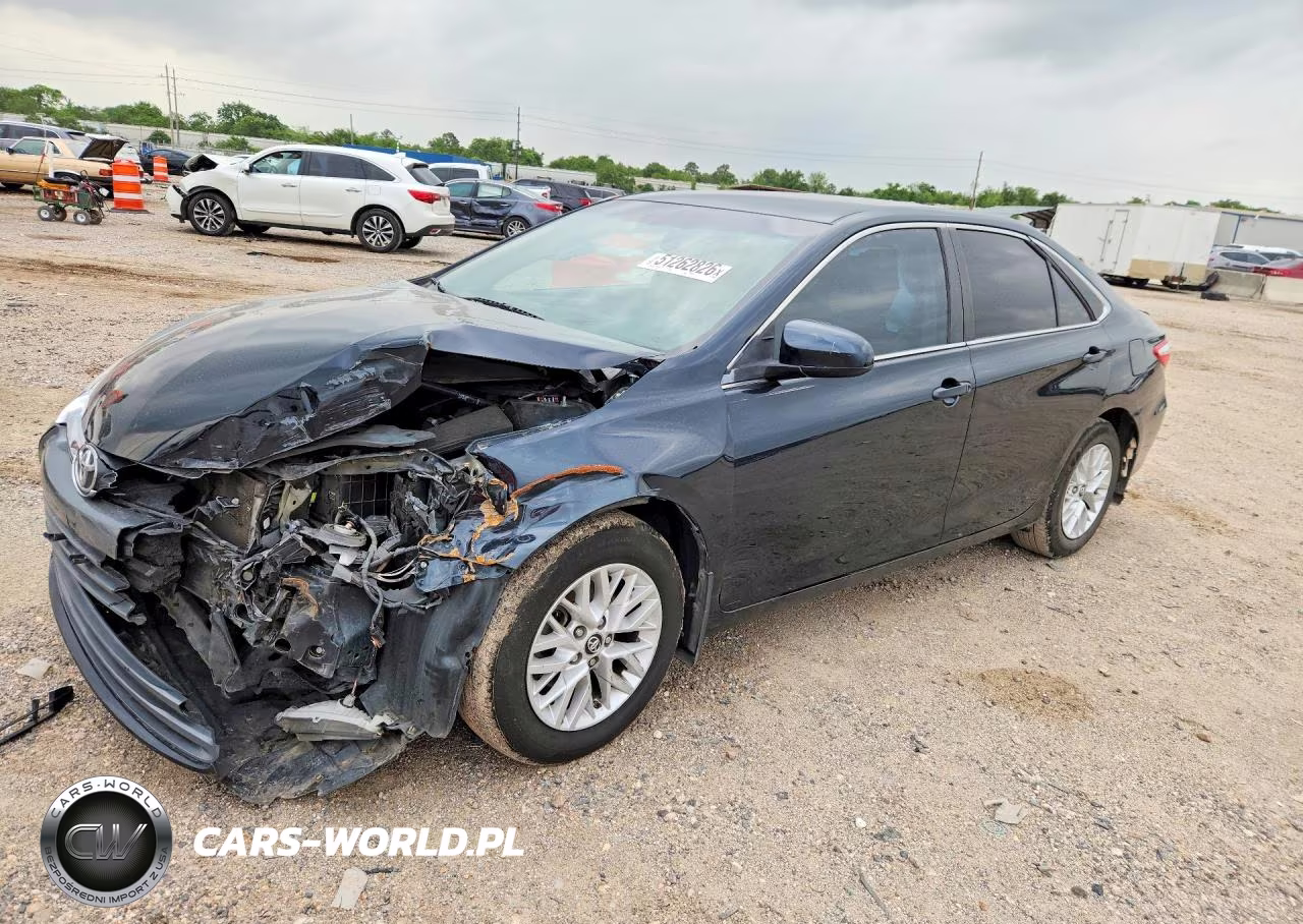 2017 Toyota Camry Le – zdjęcie 1 z 13