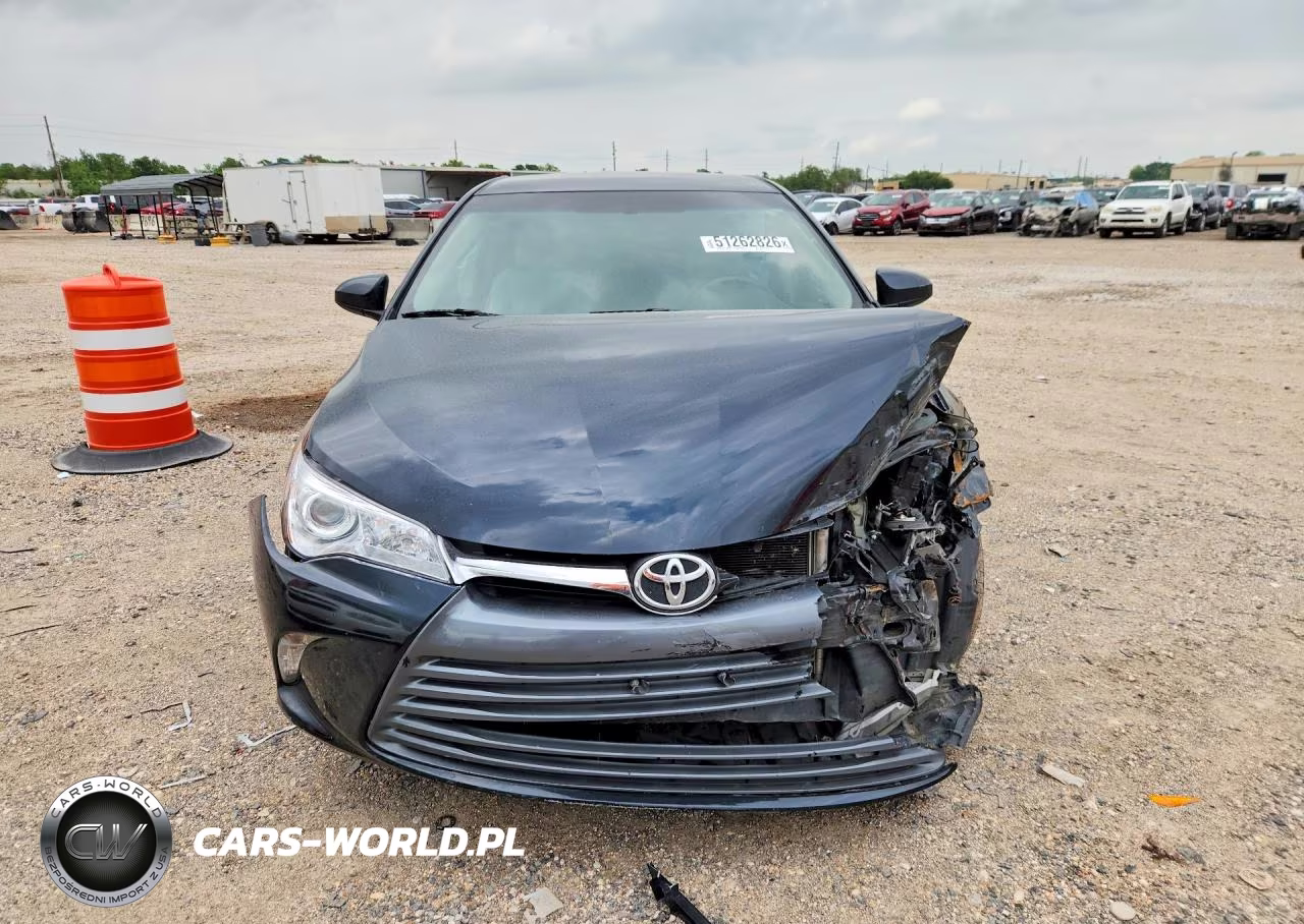 2017 Toyota Camry Le VIN:4T1BF1FK1HU655001 - 5