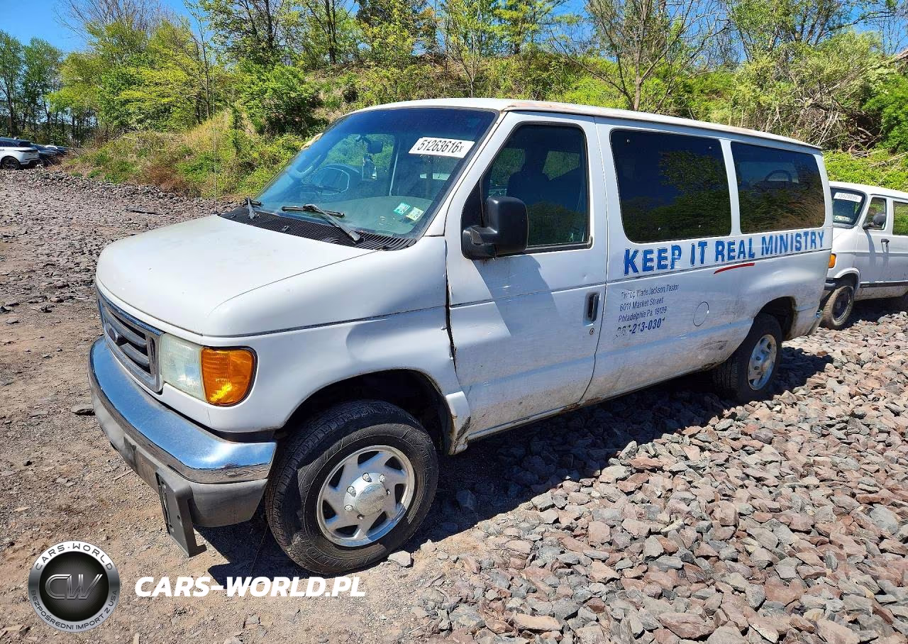 2004 Ford Econoline E350 Super Duty Wagon