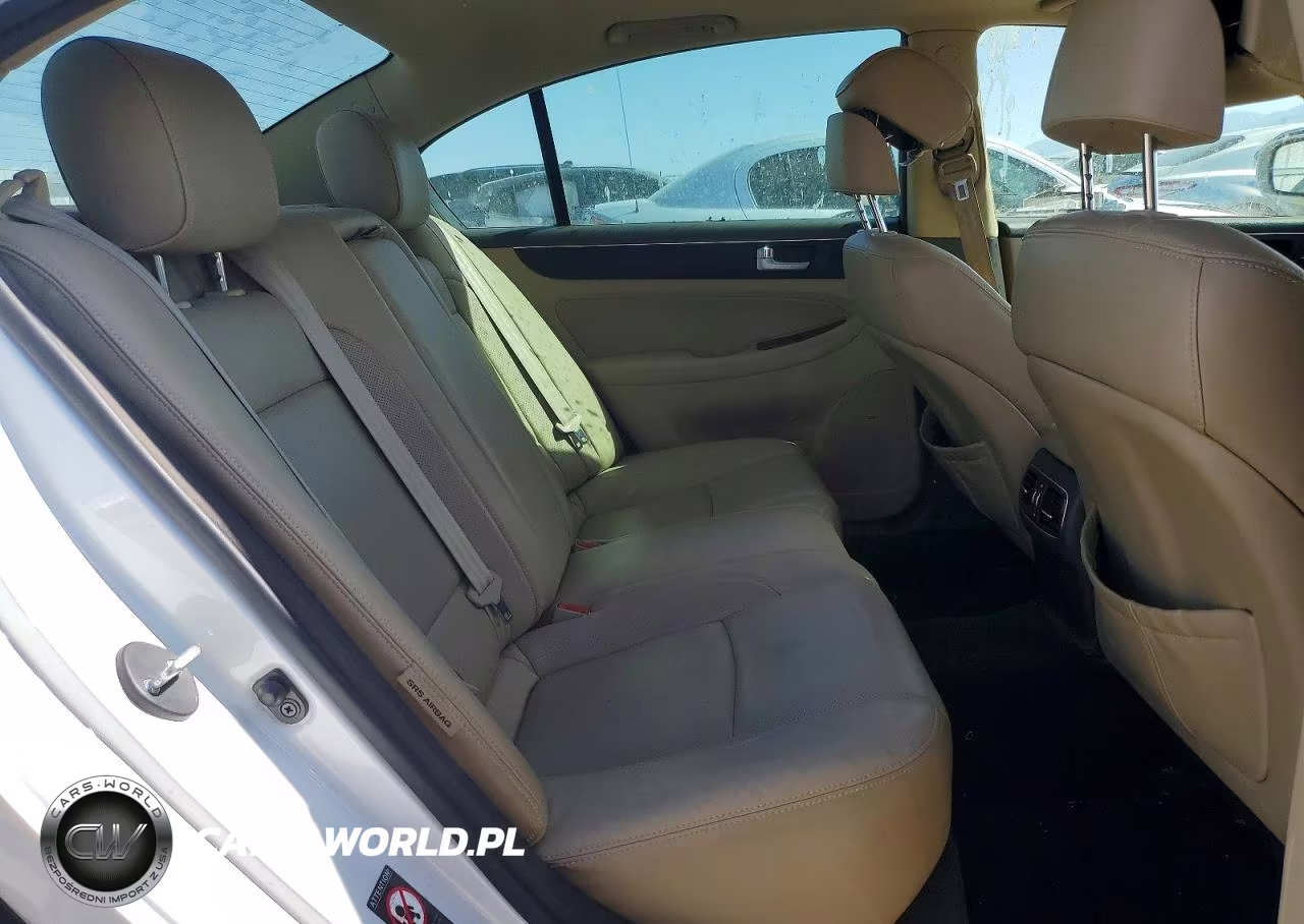 2012 Hyundai Genesis VIN:KMHGC4DD3CU151501 - 10