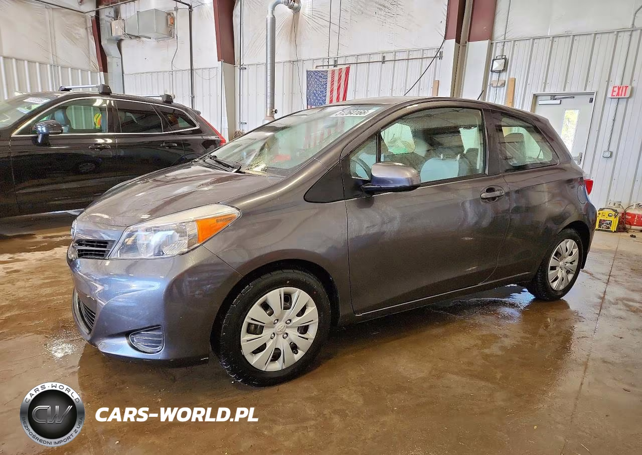 2013 Toyota Yaris 3-Door L
