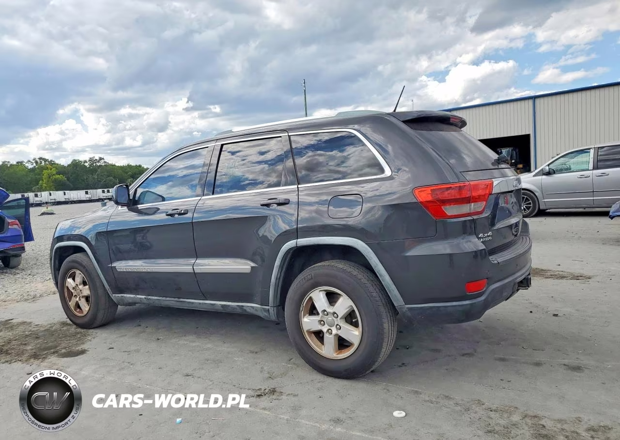 2011 Jeep Grand Cherokee Laredo VIN:1J4RR4GG0BC669758 - 2