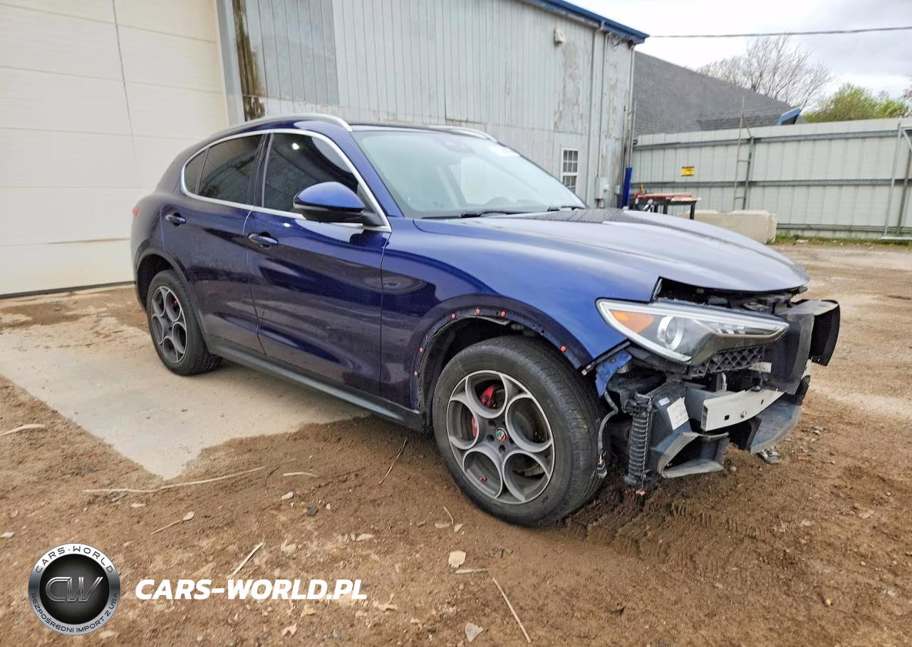 2019 Alfa Romeo Stelvio Ti VIN:ZASPAKBN0K7C43325 - 4