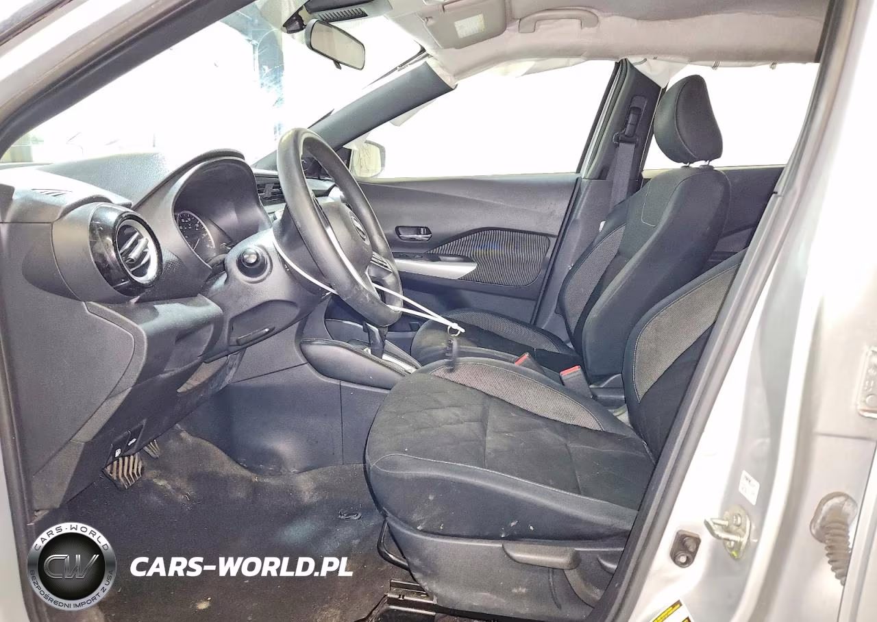 2020 Nissan Kicks Sv VIN:3N1CP5CV4LL517194 - 7