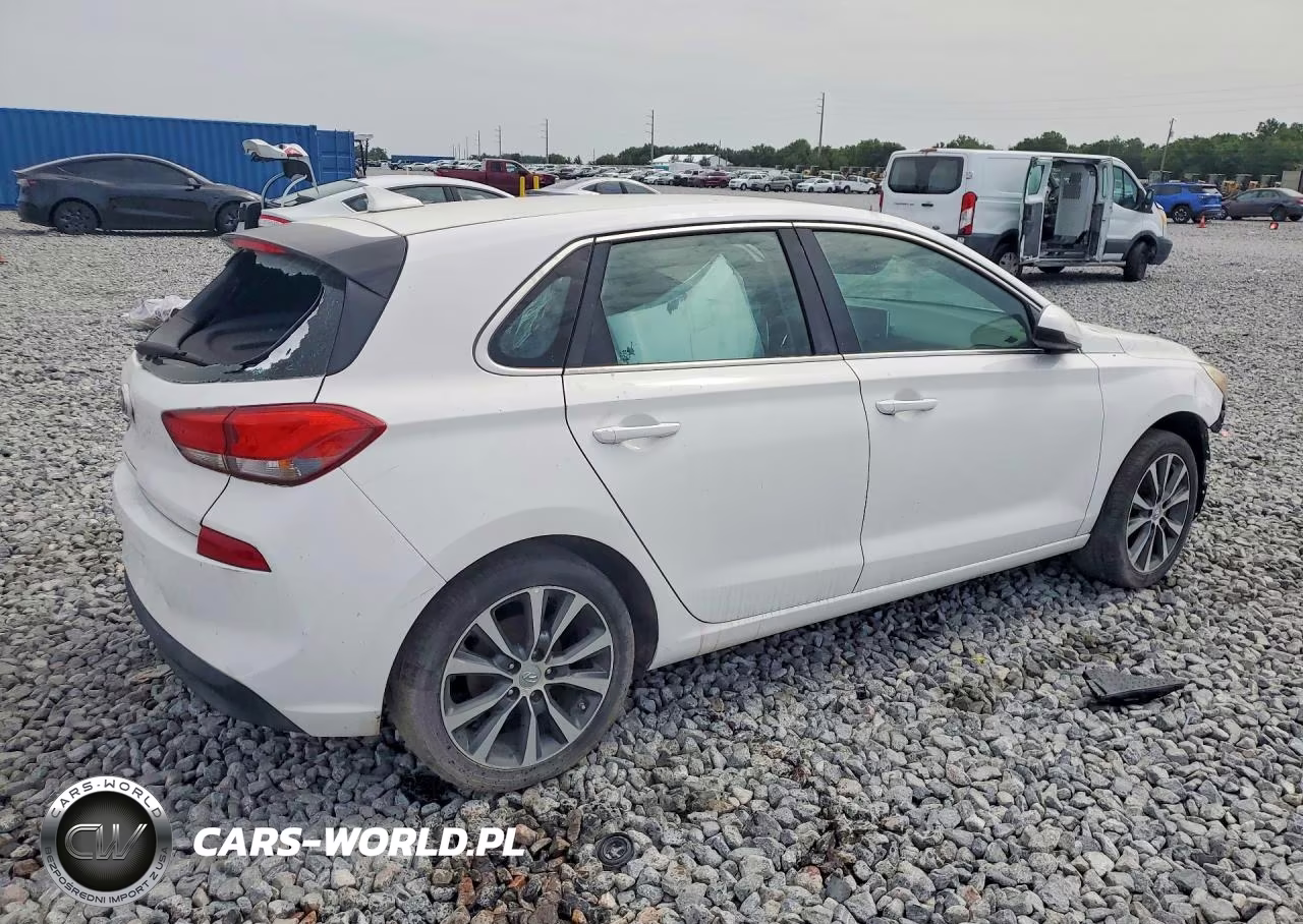 2018 Hyundai Elantra Gt Base VIN:KMHH35LE2JU008847 - 3