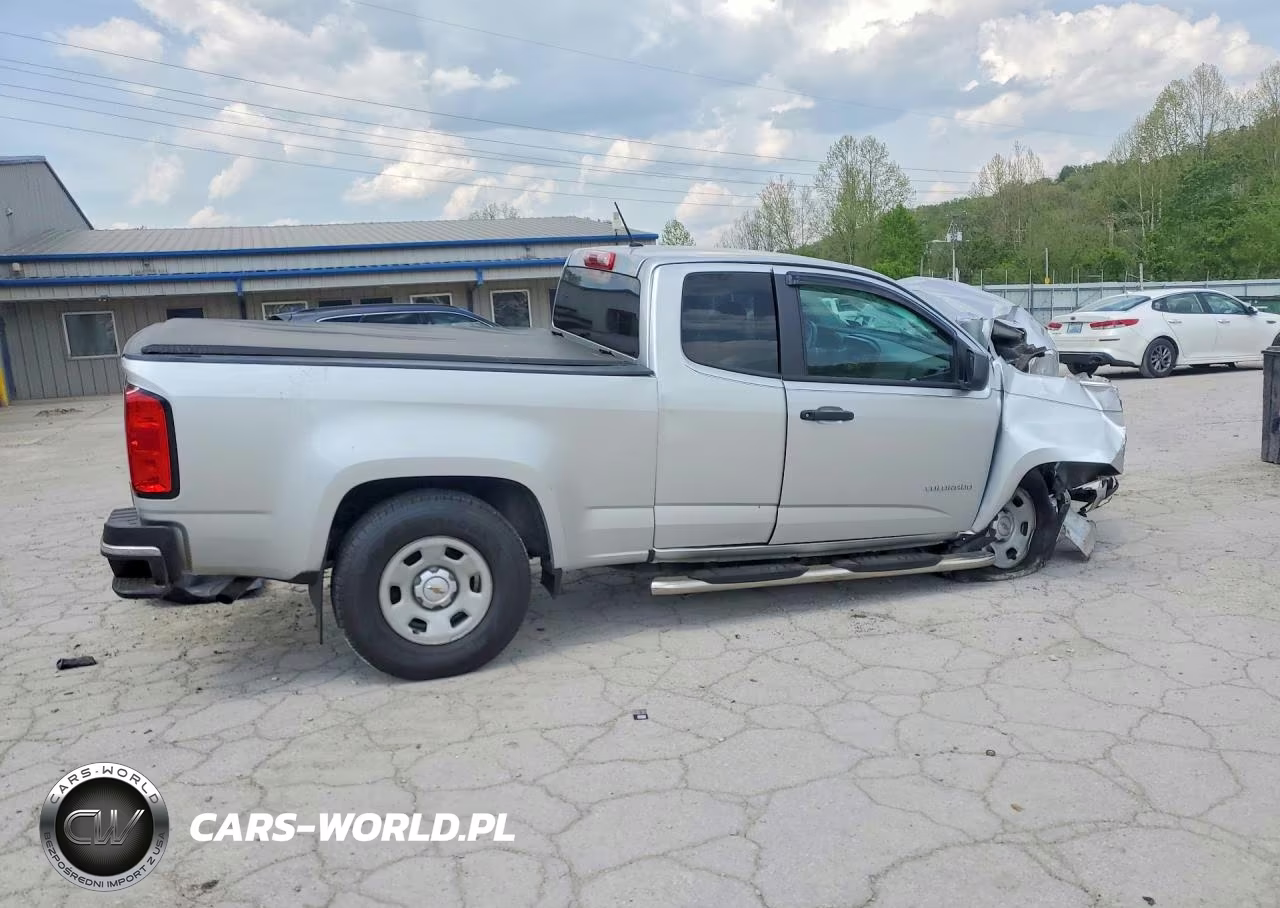 2017 Chevrolet Colorado VIN:1GCHSBEA7H1279317 - 3