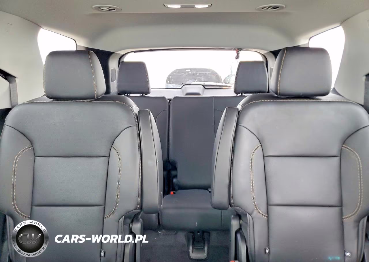 2020 Chevrolet Traverse Premier VIN:1GNEVKKW3LJ302828 - 10