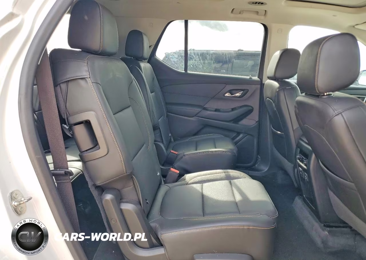 2020 Chevrolet Traverse Premier VIN:1GNEVKKW3LJ302828 - 11