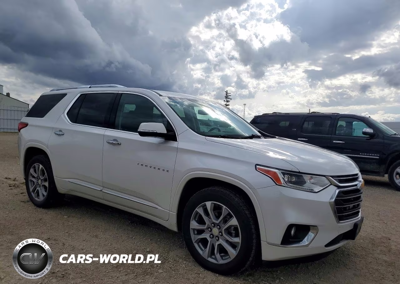 2020 Chevrolet Traverse Premier VIN:1GNEVKKW3LJ302828 - 4