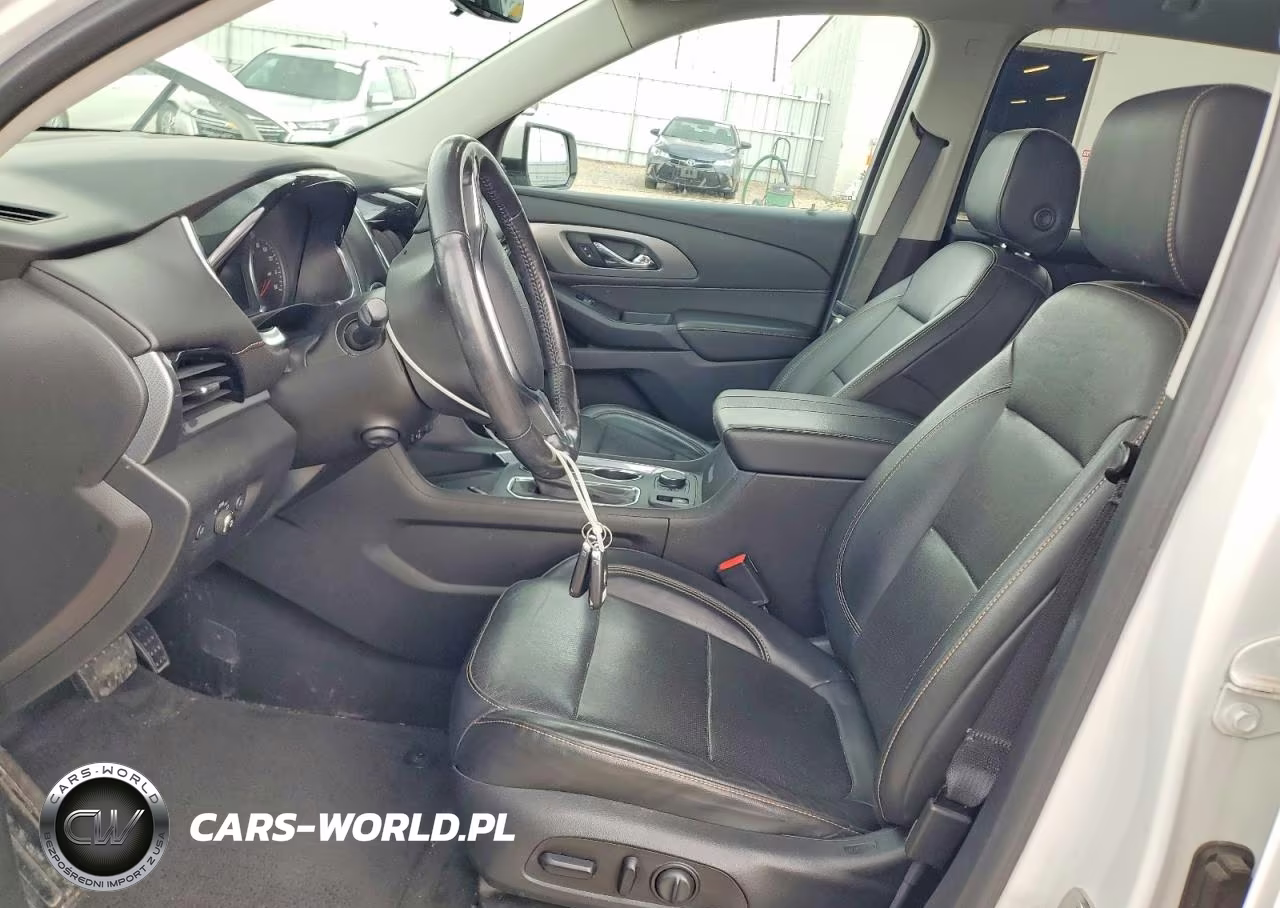 2020 Chevrolet Traverse Premier VIN:1GNEVKKW3LJ302828 - 7