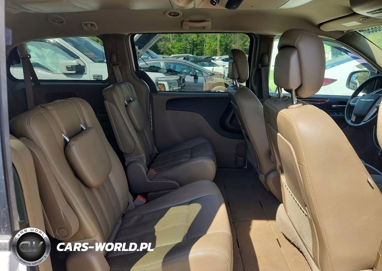 2014 Chrysler Town & Country Touring VIN:2C4RC1BG8ER433786 - 11