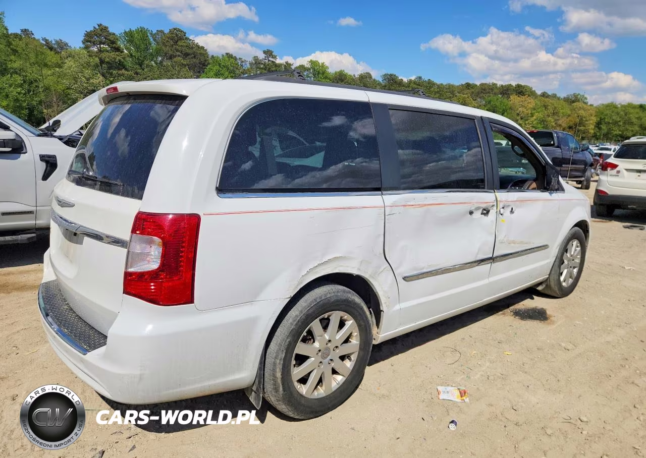 2014 Chrysler Town & Country Touring VIN:2C4RC1BG8ER433786 - 3
