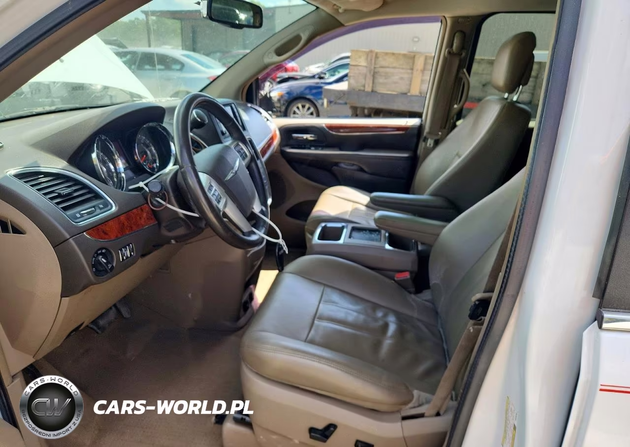 2014 Chrysler Town & Country Touring VIN:2C4RC1BG8ER433786 - 7
