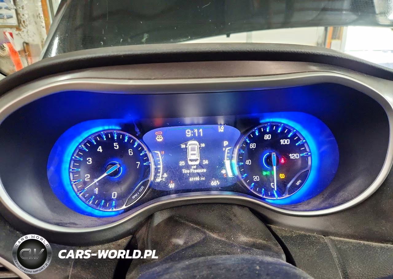 2024 Chrysler Pacifica Touring L VIN:2C4RC1BG7RR154982 - 9