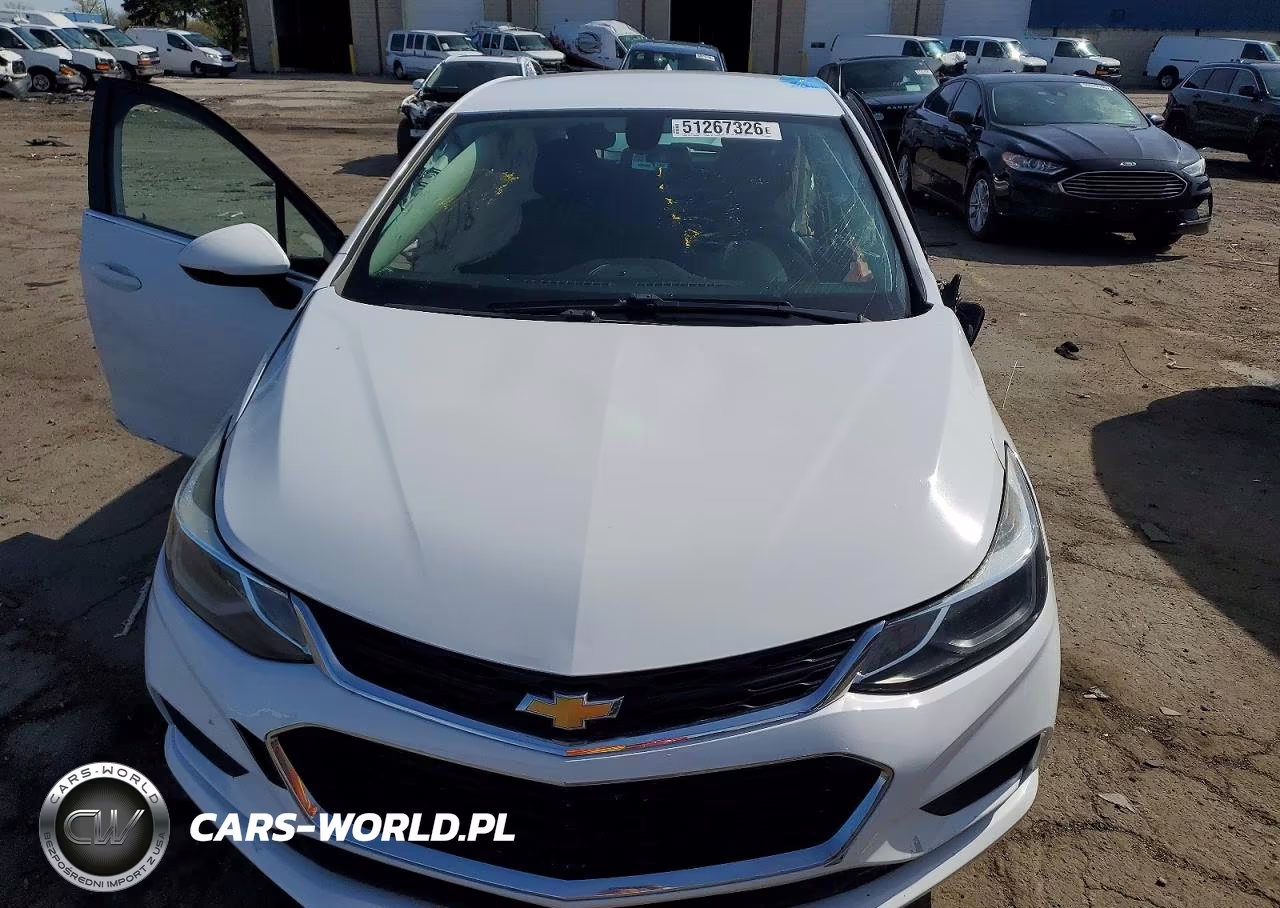 2018 Chevrolet Cruze Lt VIN:3G1BE6SM8JS610809 - 11