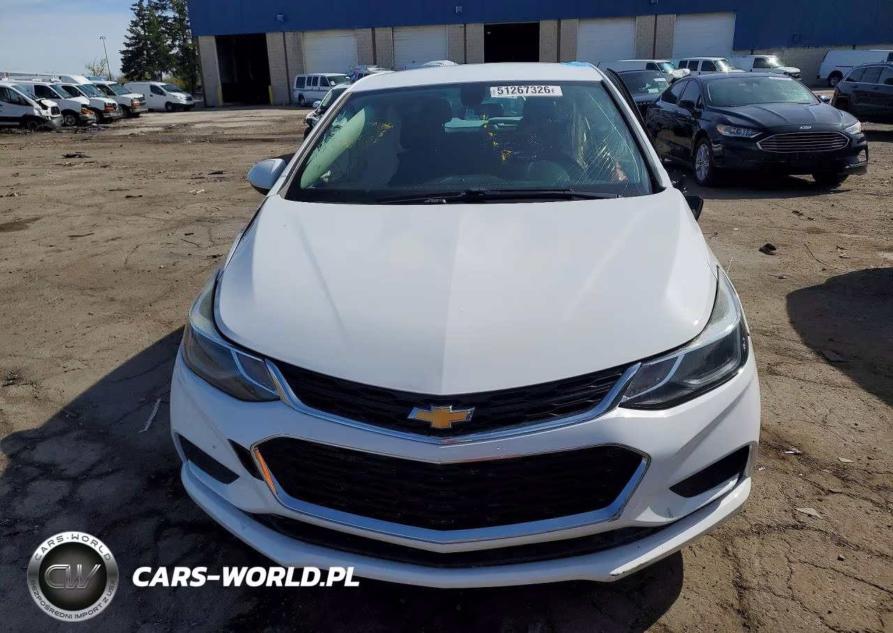 2018 Chevrolet Cruze Lt VIN:3G1BE6SM8JS610809 - 5