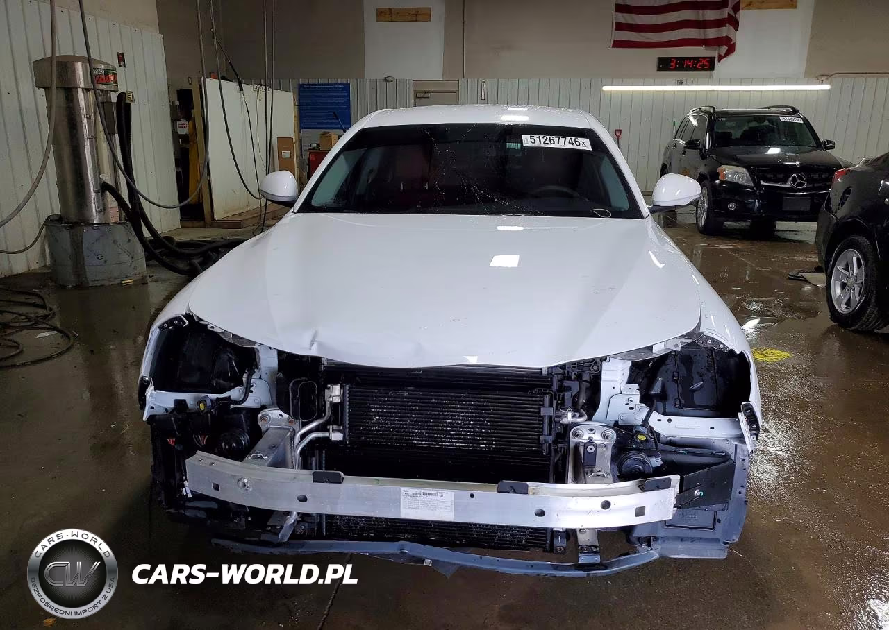2018 Alfa Romeo Giulia Q4 VIN:ZARFAEDN4J7567787 - 5