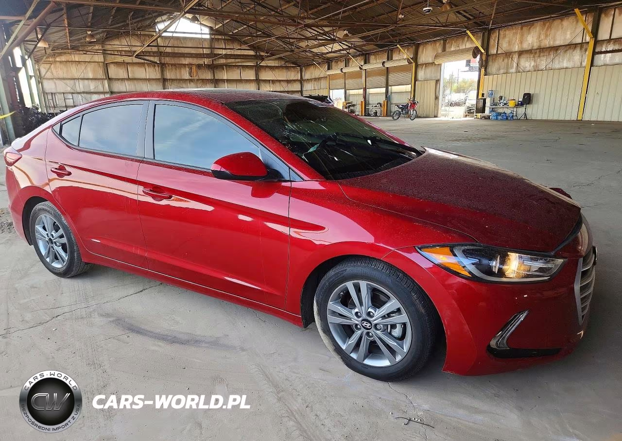 2017 Hyundai Elantra Value Edition VIN:KMHD84LF8HU261605 - 4