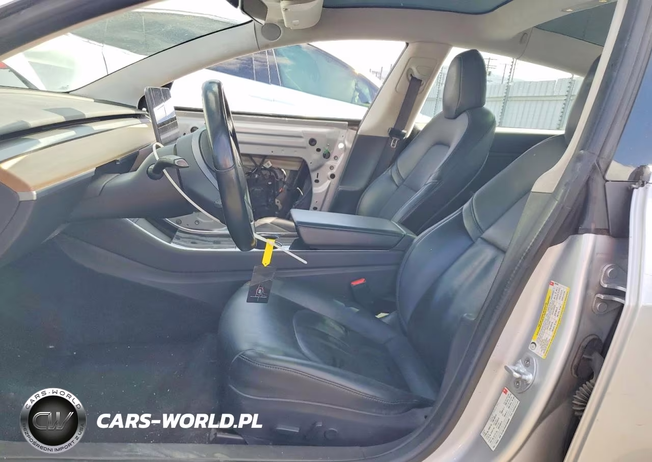 2017 Tesla Model 3 VIN:5YJ3E1EA9HF000985 - 7