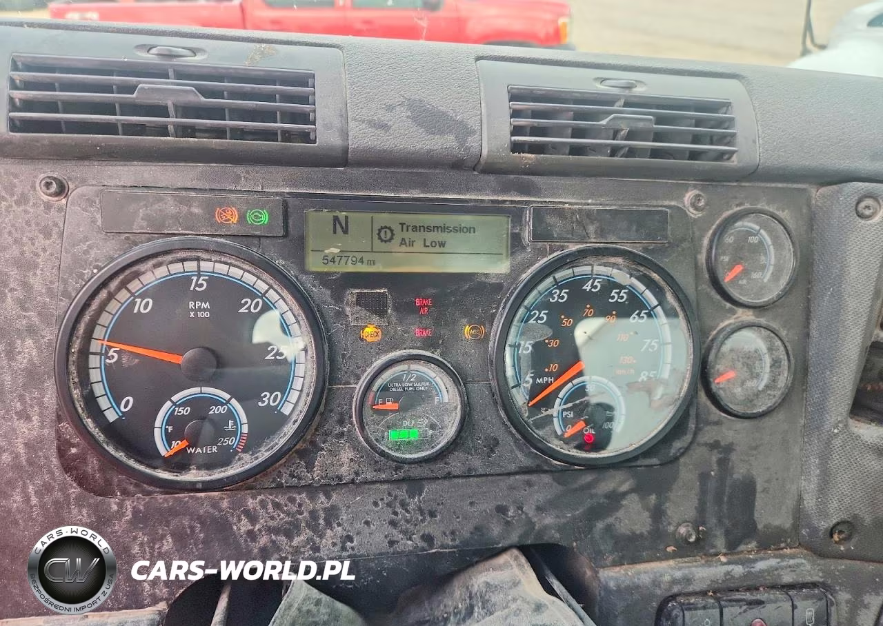 2015 Freightliner Cascadia Semi Truck VIN:3AKJGED56FSGL4116 - 8
