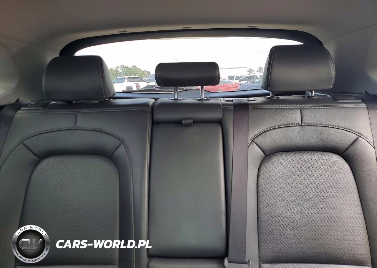 2021 Hyundai Kona Ultimate VIN:KM8K5CA53MU734230 - 10