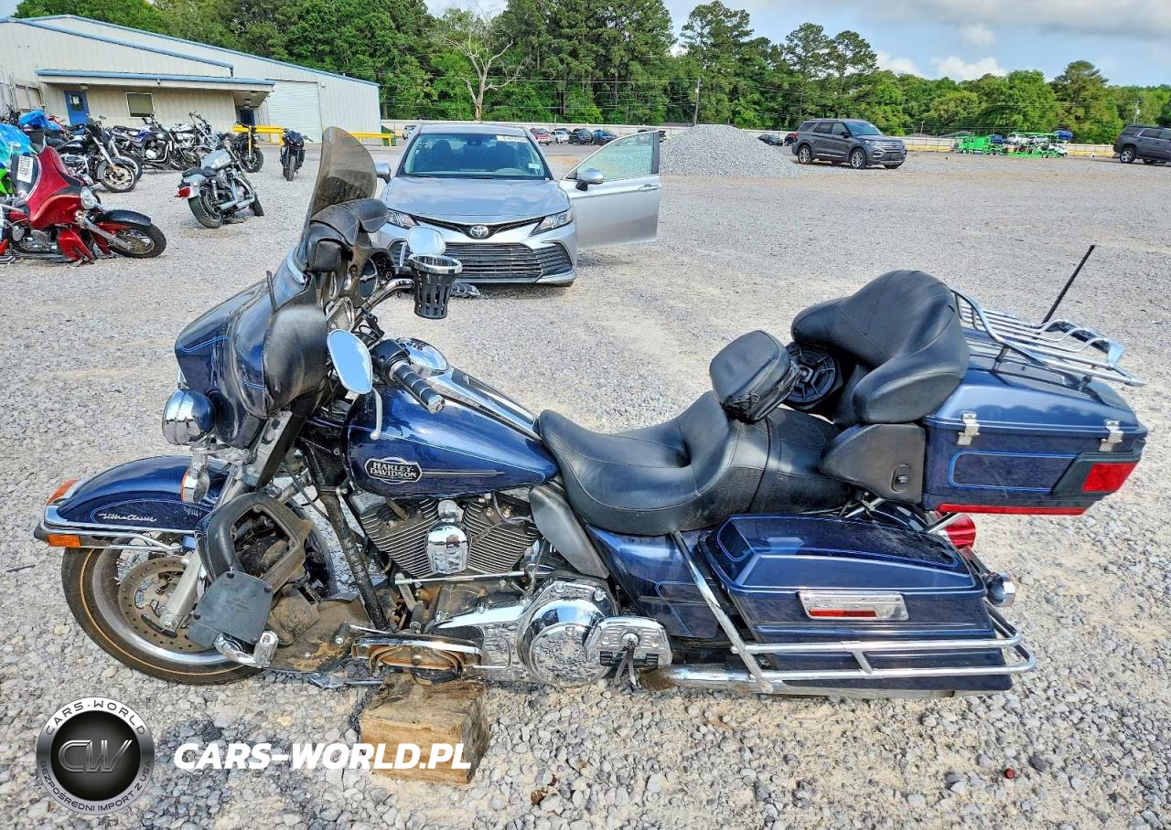 2009 Harley-Davidson Flhtcu VIN:1HD1FC4189Y643751 - 3