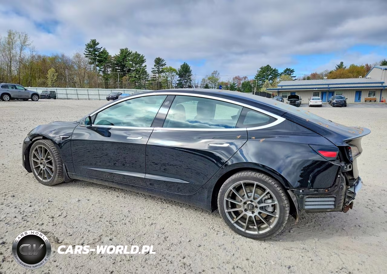 2018 Tesla Model 3 VIN:5YJ3E1EB9JF116346 - 2