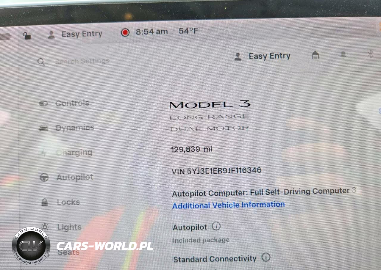 2018 Tesla Model 3 VIN:5YJ3E1EB9JF116346 - 9