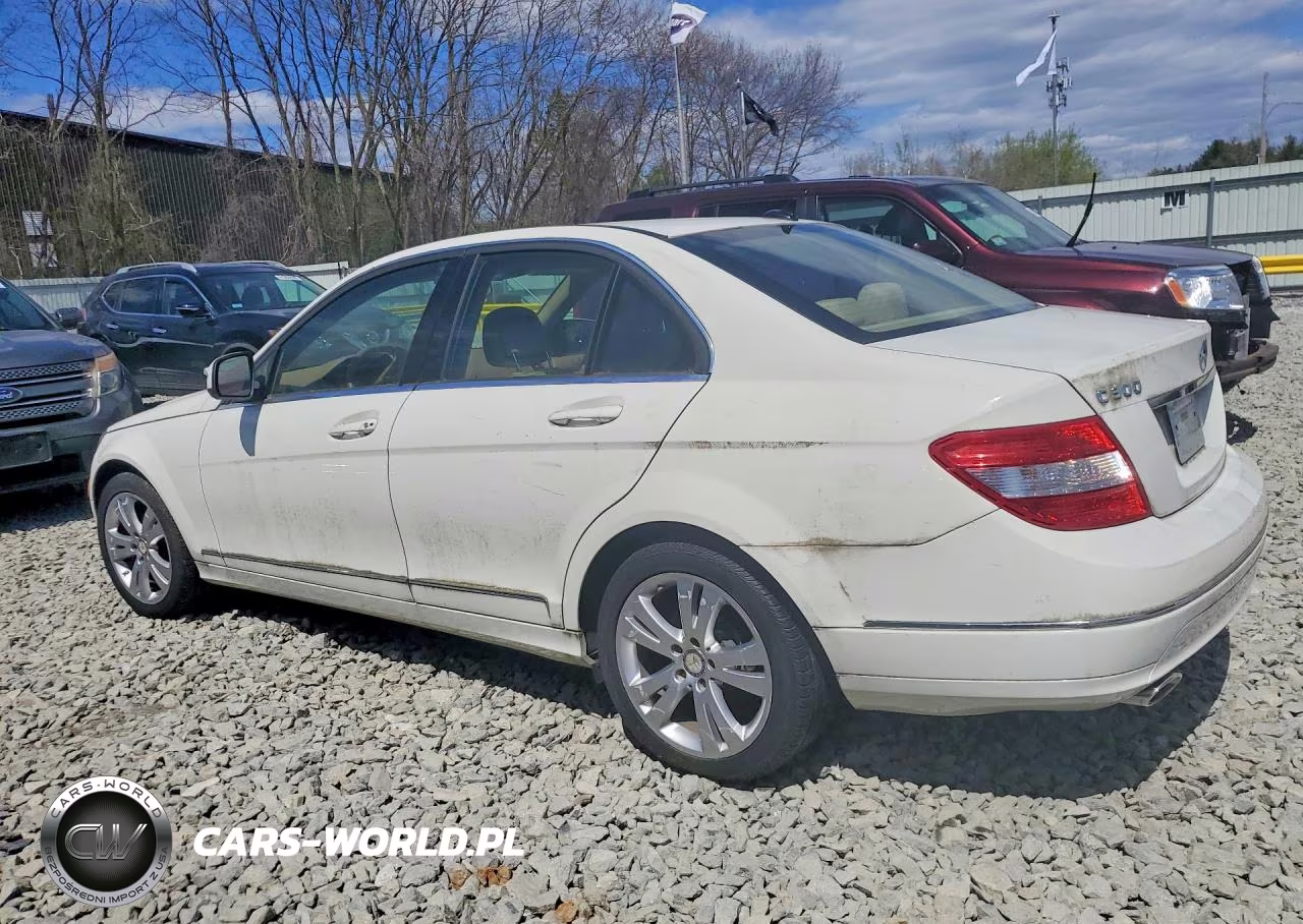 2008 Mercedes-Benz 300-Class VIN:WDDGF81X88F057939 - 2
