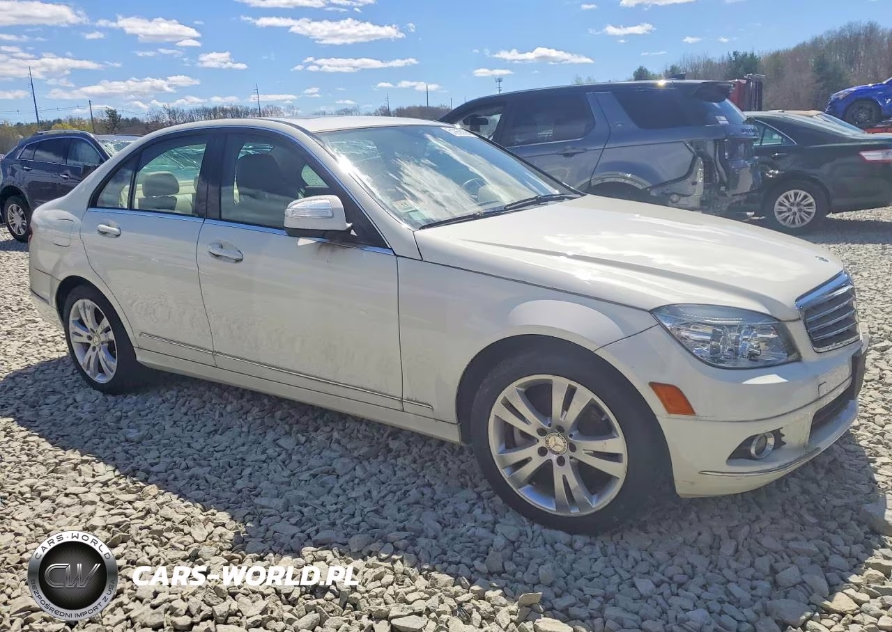 2008 Mercedes-Benz 300-Class VIN:WDDGF81X88F057939 - 4