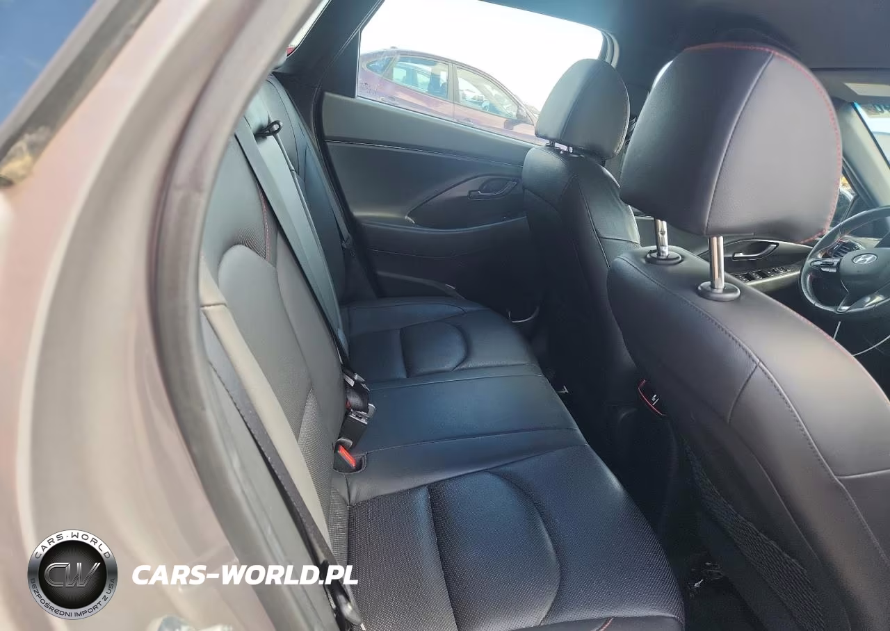 2020 Hyundai Elantra Gt N Line VIN:KMHH55LC0LU126696 - 10