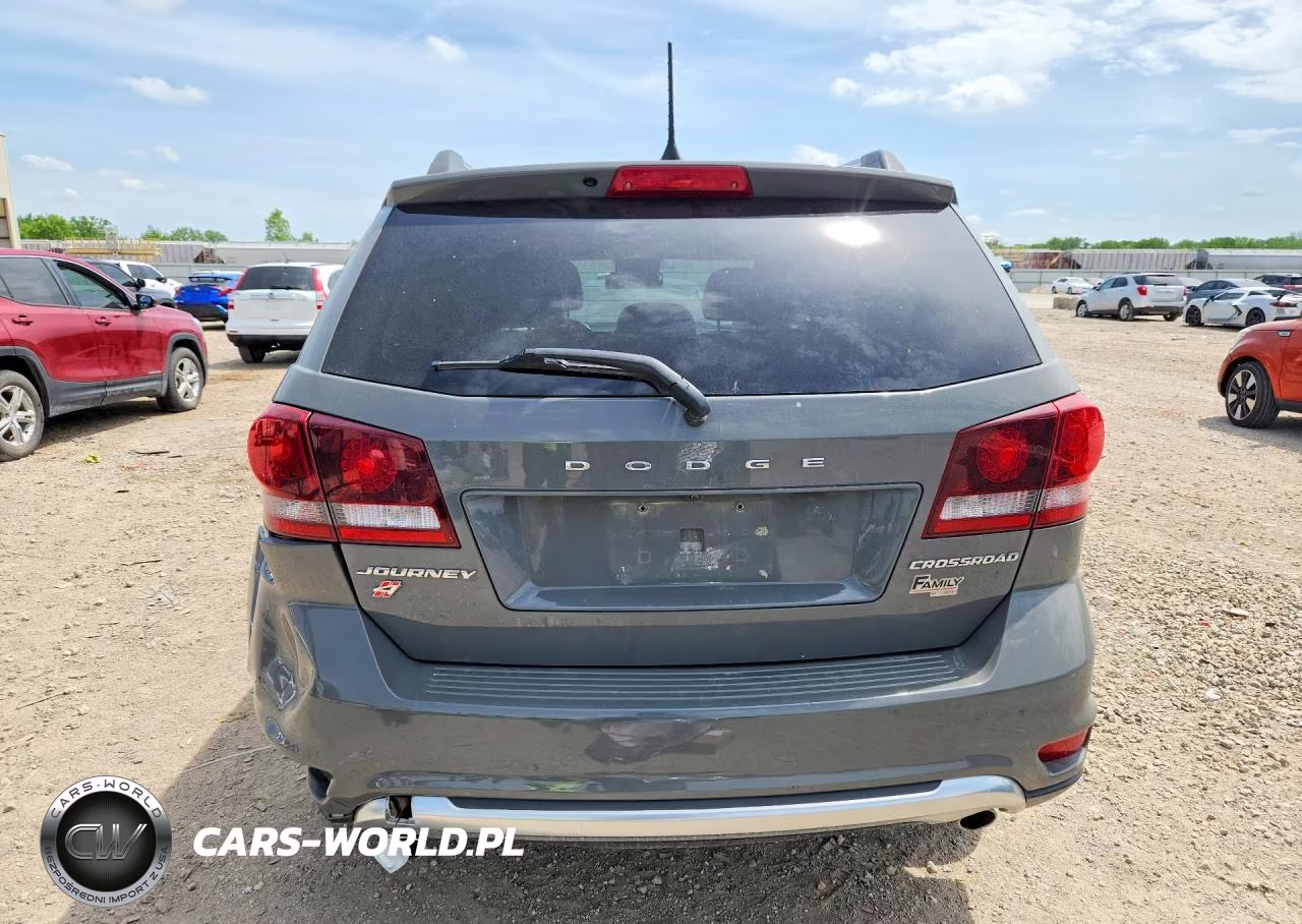 2019 Dodge Journey Crossroad VIN:3C4PDDGG1KT794901 - 6