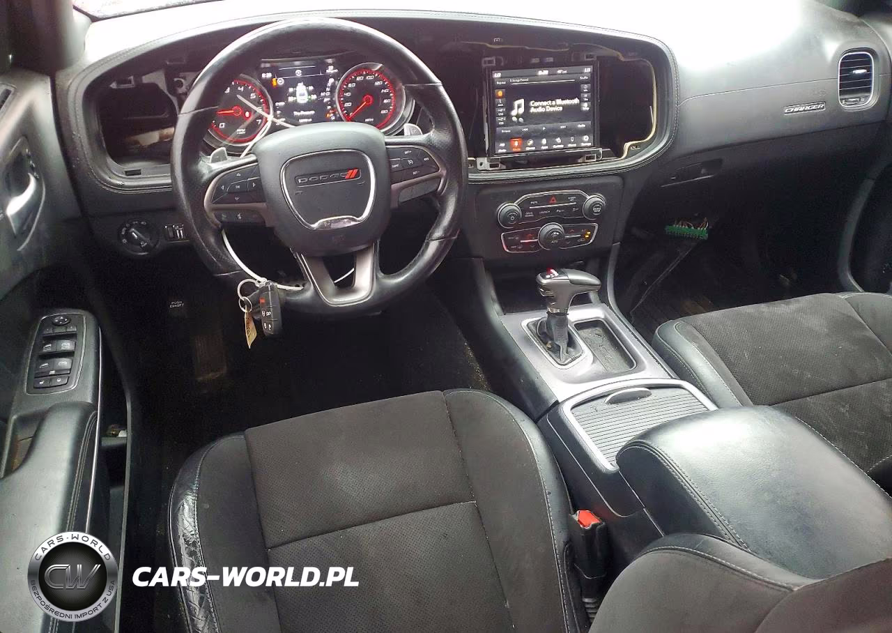 2019 Dodge Charger Scat Pack VIN:2C3CDXGJ4KH754000 - 8